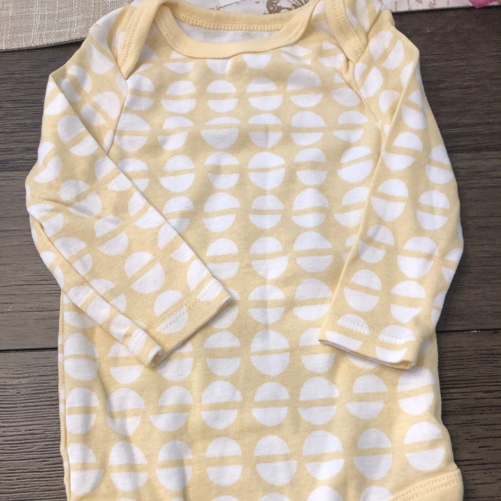 Cloud Island, 3-6 months, yellow with white half circles